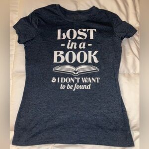 Reading and Book Graphic Tee Women’s Medium